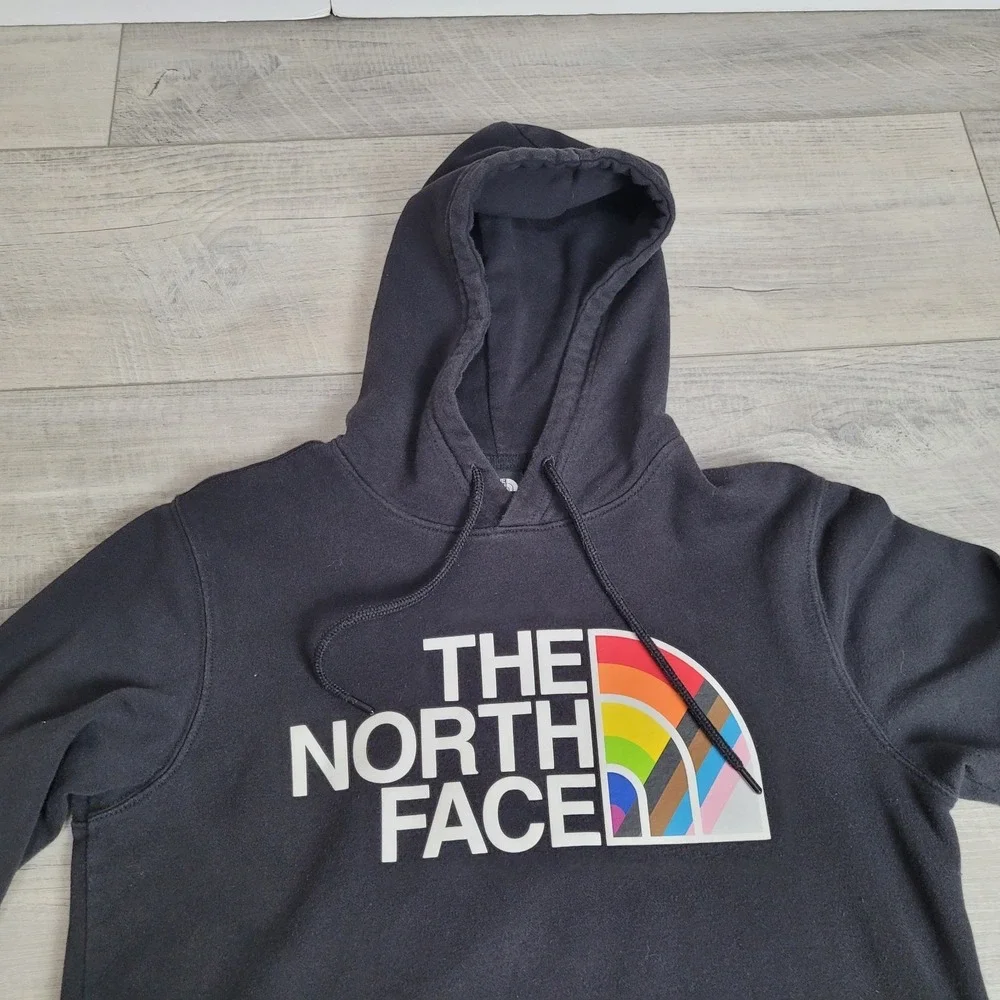 The North Face Hoodie Men's Small Black Rainbow Logo Pullover‎ Pride Edition